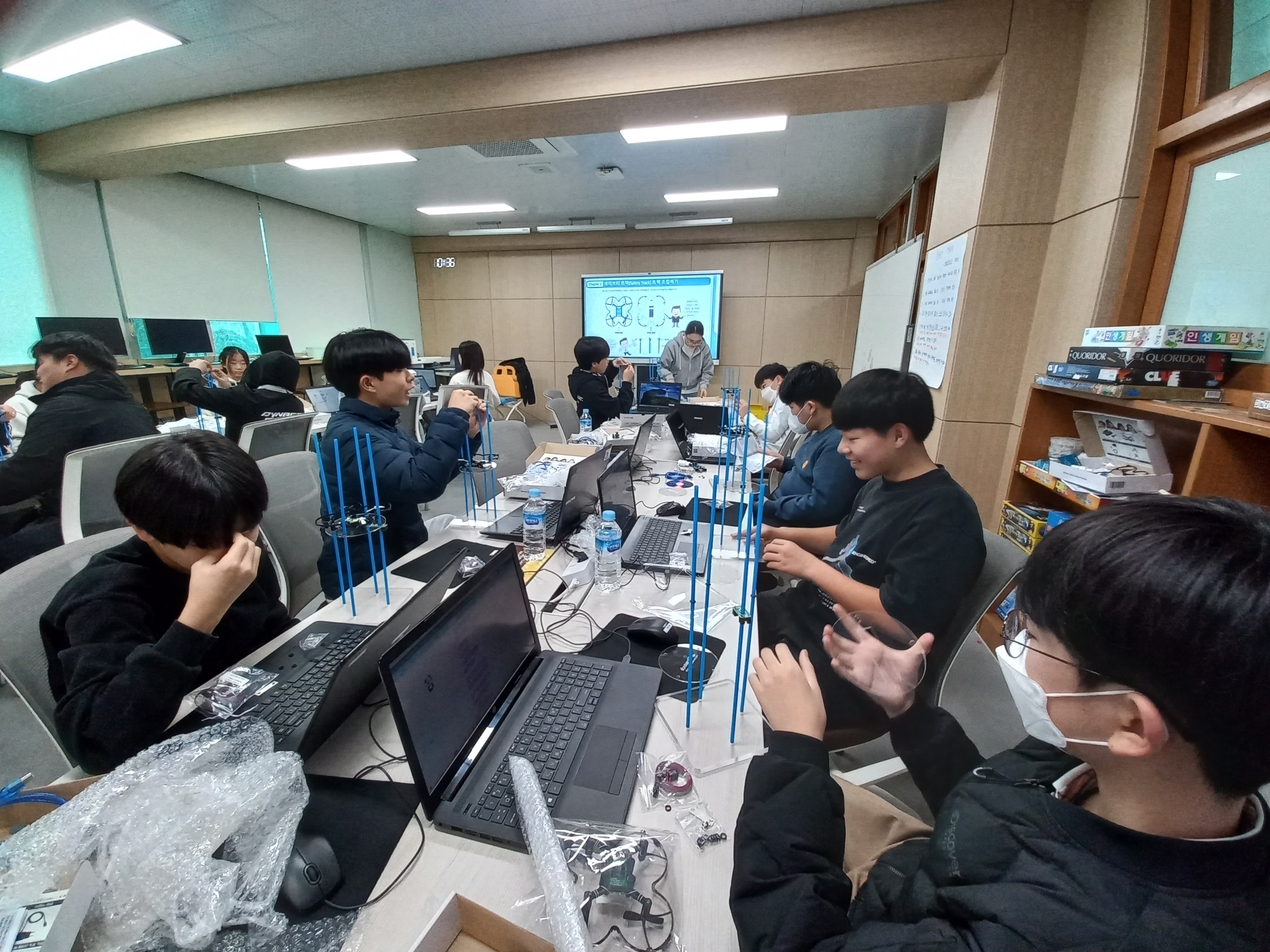 찾아가는 정보과학 교실 사진